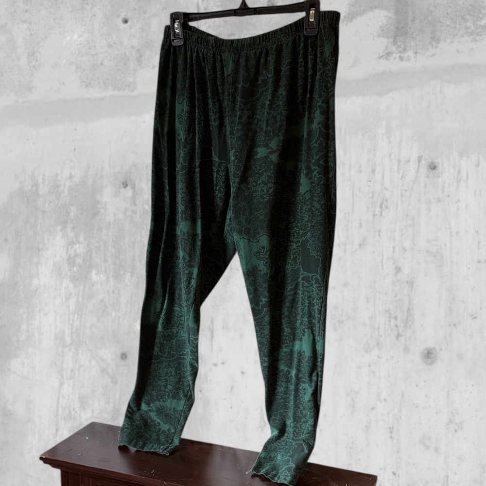 Roamans Woman’s Green Patterned Pants leggings